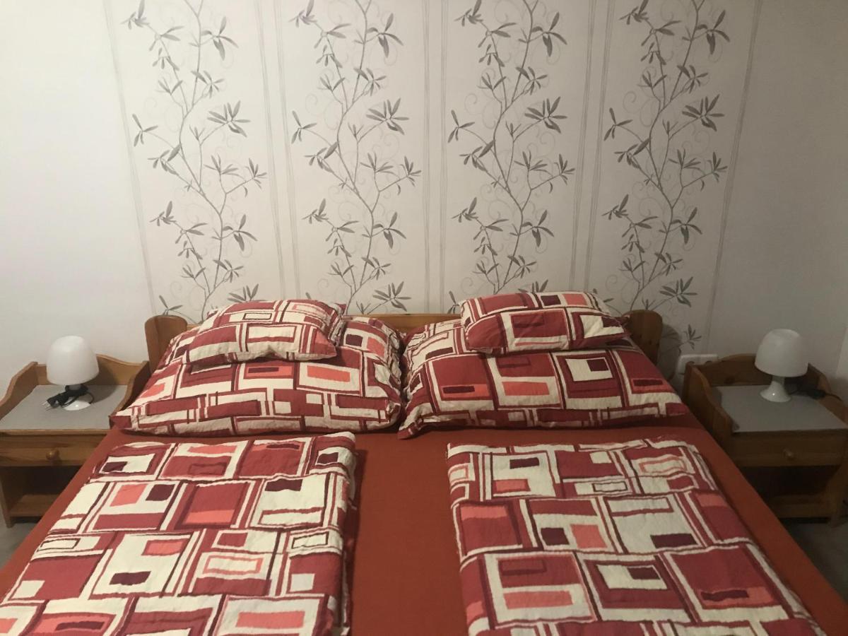City Center Apartments Хевиз Экстерьер фото
