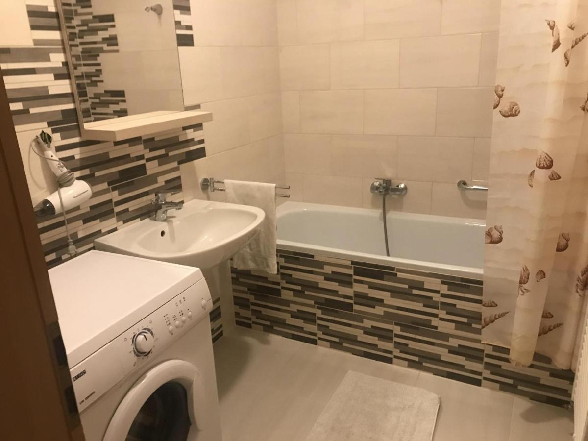 City Center Apartments Хевиз Экстерьер фото