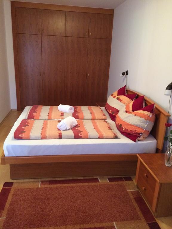 City Center Apartments Хевиз Экстерьер фото