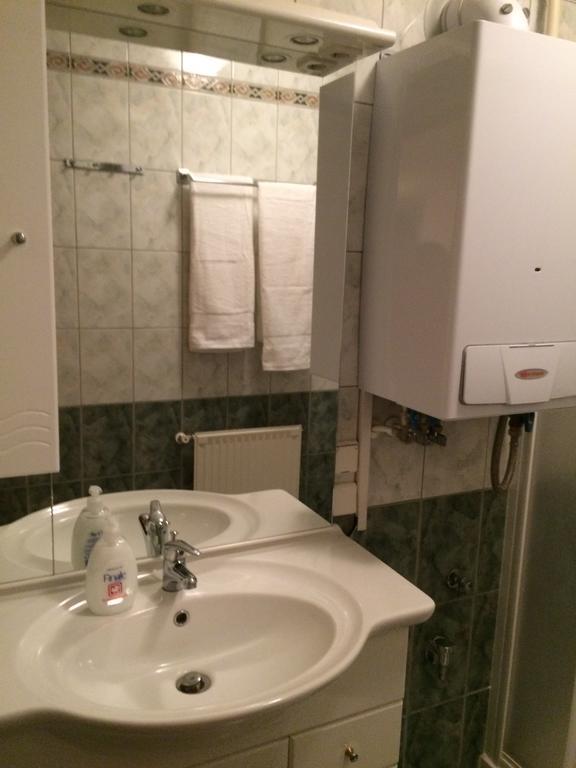 City Center Apartments Хевиз Экстерьер фото