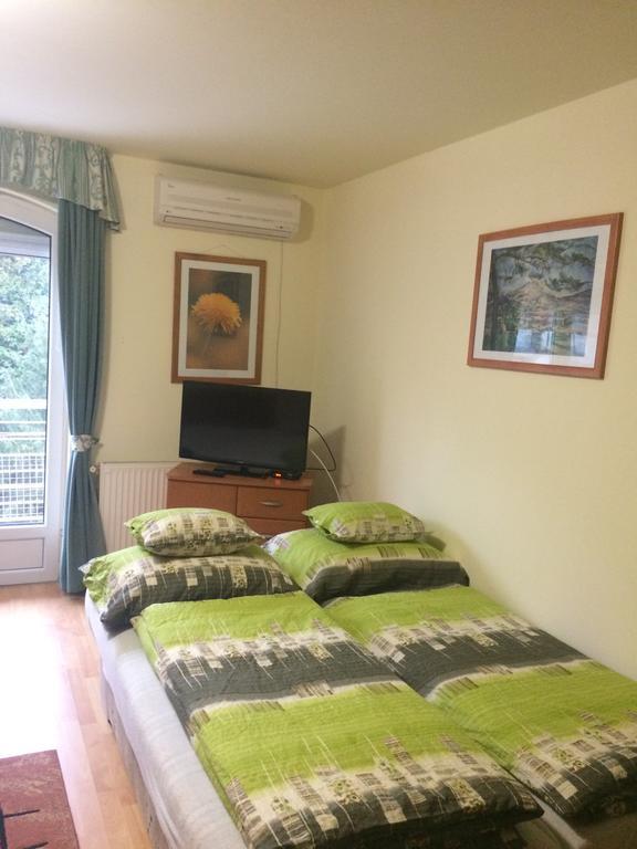 City Center Apartments Хевиз Экстерьер фото