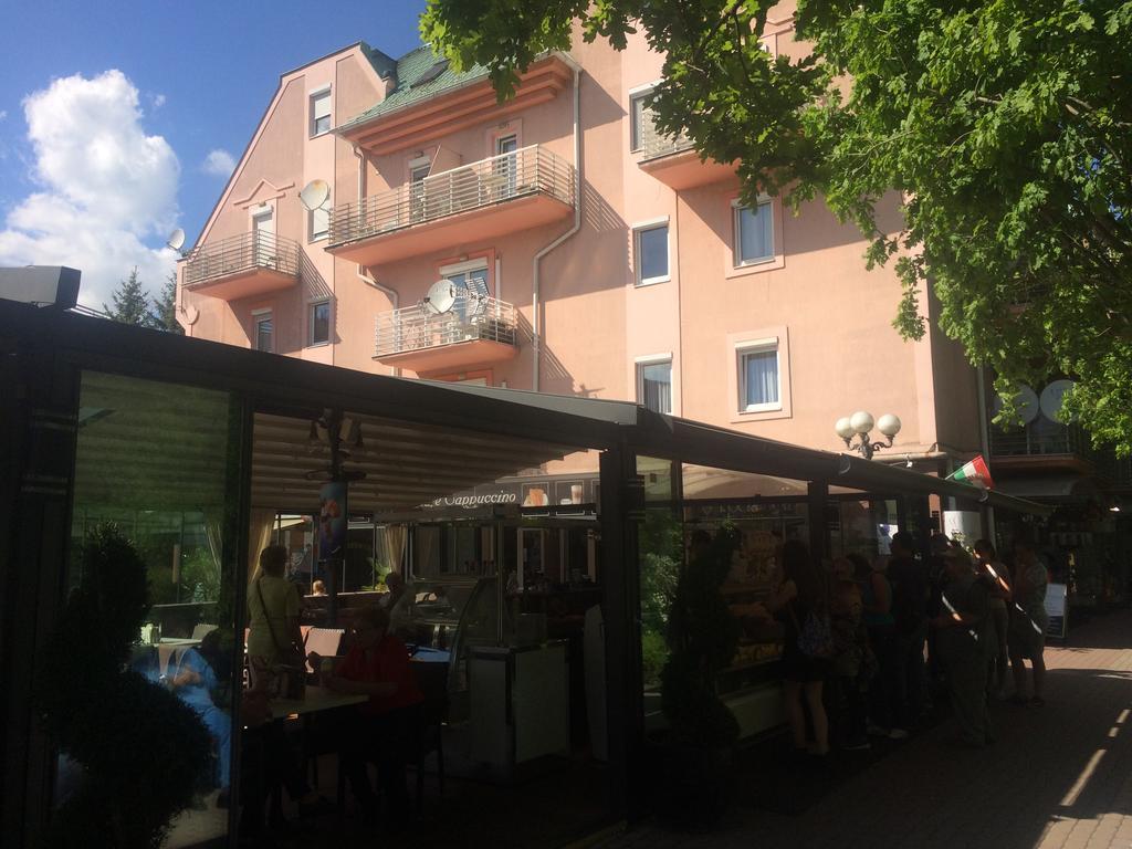City Center Apartments Хевиз Экстерьер фото