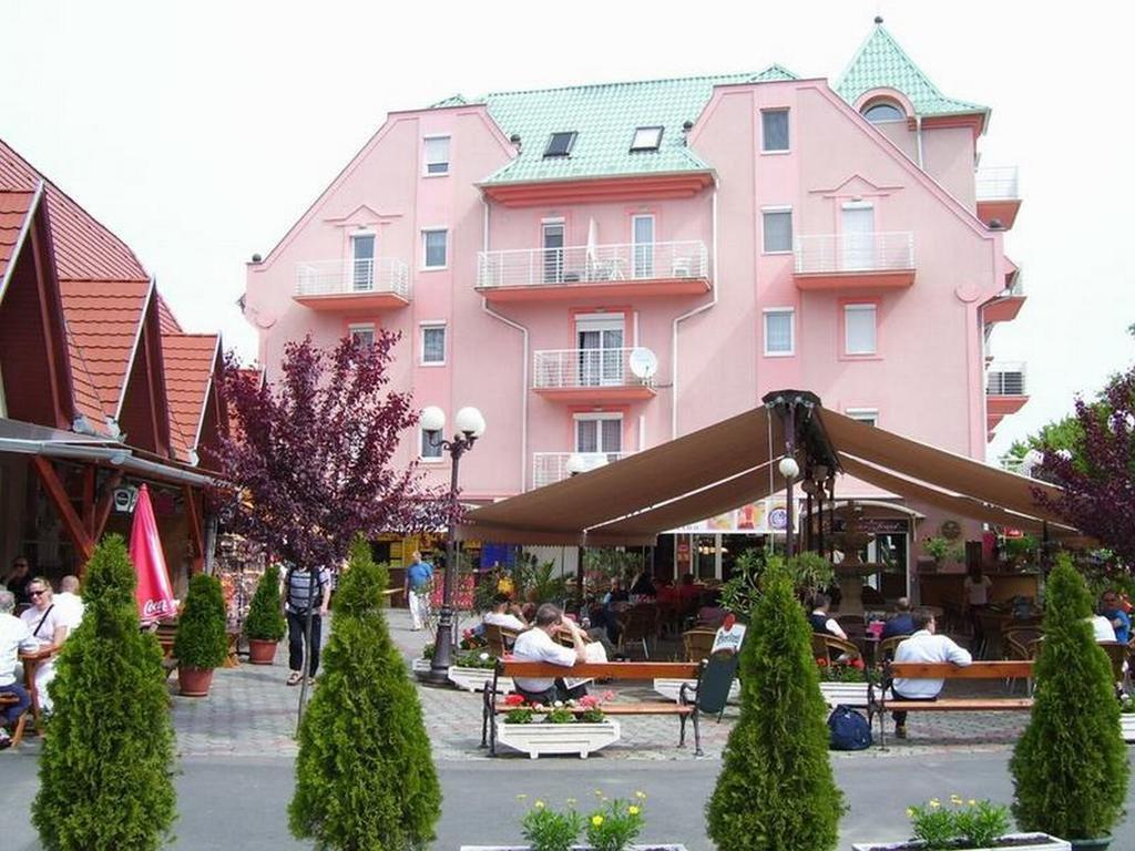 City Center Apartments Хевиз Экстерьер фото
