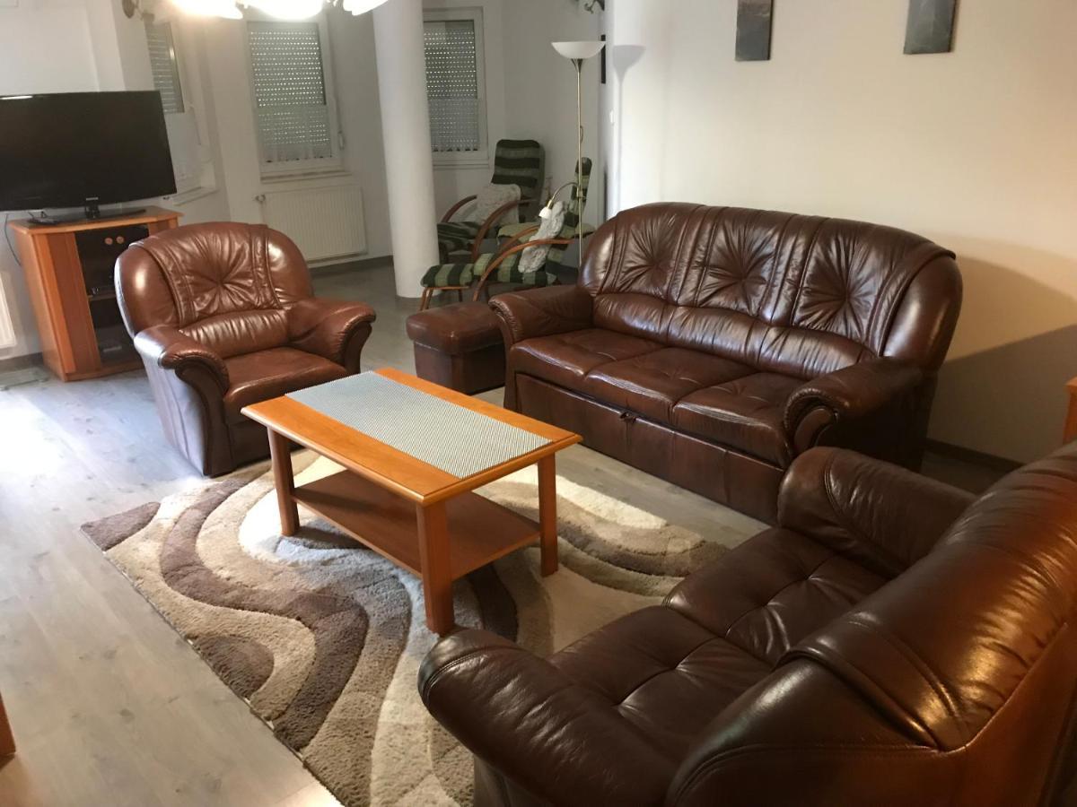 City Center Apartments Хевиз Экстерьер фото